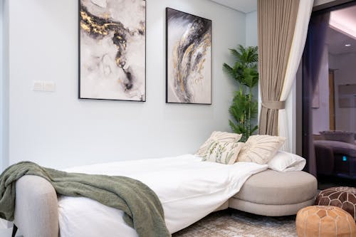 Giá Kệ Treo Quần Áo Decor Sang Trọng Tích Hợp Khung Treo Đồ Móc Treo Mũ Khay Để Đồ Tiện Ích